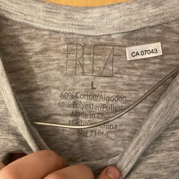 Ladies cat mom tshirt - Picture 4 of 4